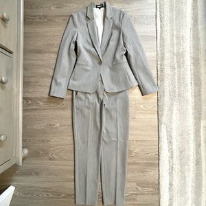 Express Women’s Suit